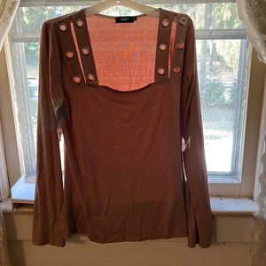 Uget light brown long sleeve top, square neck with openings on both sides.
